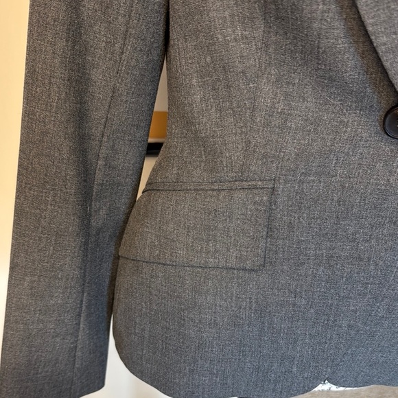 Zara Gray Blazer with Notched Lapel - Picture 3 of 11